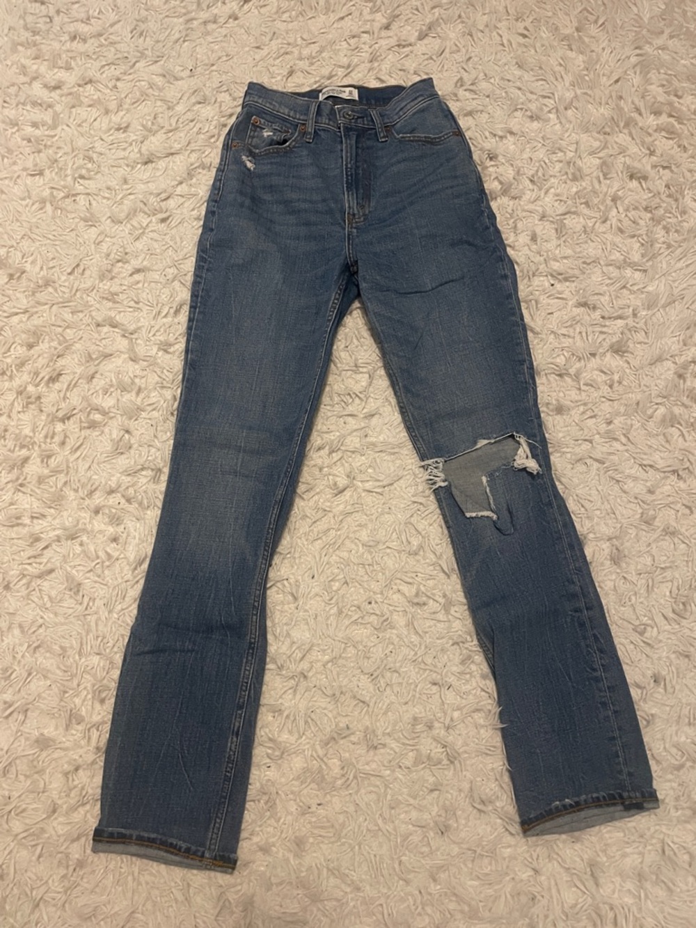 Abercrombie Ultra High Rise 90’s Slim Straight Curve Love Jeans